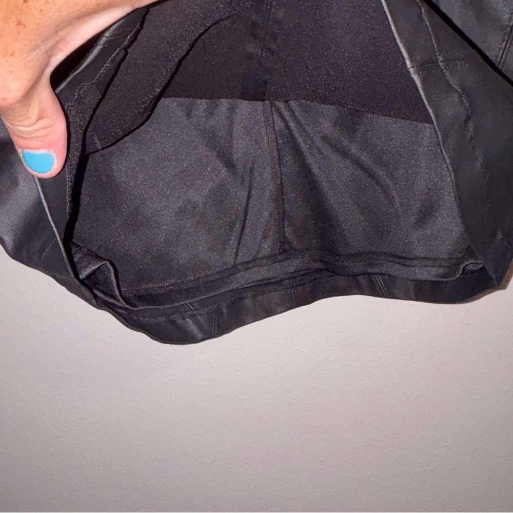 GB NWT Black pLeather Mini Skirt Size S - Picture 3 of 8